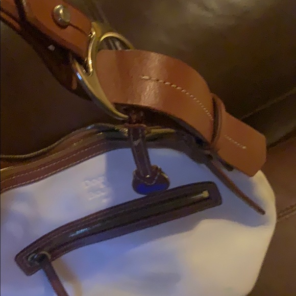 White/brown leather Dooney and Bourke purse - Picture 5 of 10